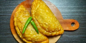 Trik Jitu untuk Mengolah Isian Pastel yang Lezat, Kering, dan Awet