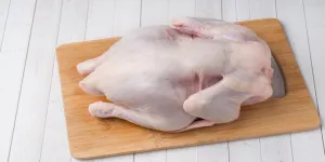 Trik Mencabut Bulu Ayam Kampung dengan Air Panas, Tanpa Perlu Alat Canggih