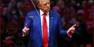 Trump Mengguncang Dunia, Ancaman Militer untuk Menguasai Greenland dan Terusan Panama