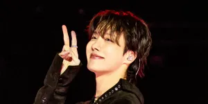 Ulang Tahun, J-Hope BTS Pilih Donasi 100 Juta Won ke Almamaternya untuk Dukung Pendidikan