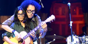 Ultah, Ini Hadiah Istimewa Endah N Rhesa Bagi Para Fans!