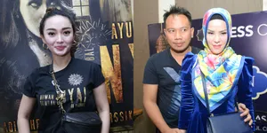 Vicky Prasetyo Gerebek Angel Lelga, Zaskia Gotik: Wow