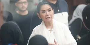 Vina Panduwinata Kenang Guruh Soekarnoputra, Sedih Belum Sempat Kirim Kepiting
