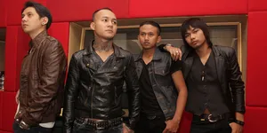 Vokalis 18+ Pernah Pingsan Saat Bikin Tato!