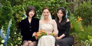 10 Potret Joy Red Velvet Hadir di Pernikahan Adiknya, Visual Cantik Tiga Bersaudara Ini Disorot - Gak Ada yang Gagal