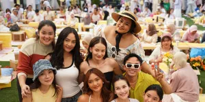 10 Potret Teman Artis yang Datang ke Acara Piknik Cake Hesti Purwadinata, Meriah Bawa Kue Sendiri