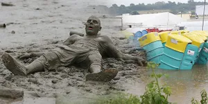 7 Fakta Menyedihkan Yang Tak Terekspos Dari Glastonbury Festival