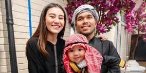 7 Potret Aaliyah Massaid Bukber, Ajak Baby Arash yang Tampil Tampan Bak Sultan Arab