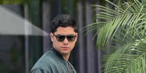 7 Potret Al Ghazali Kembali Ngedrift Mobil Bareng Tim Balapnya, Ditemani Alyssa Daguise dan Maia Estianty