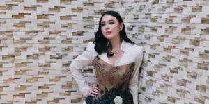 7 Potret Amanda Manopo Singset Abis Lahiran, Muncul Perdana di Premier 'JANGAN BUANG IBU'
