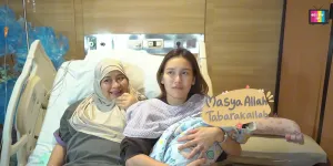 7 Potret Ayu Ting Ting Damping Sang Adik Melahirkan, Antusias Sambut Keponakan Baru