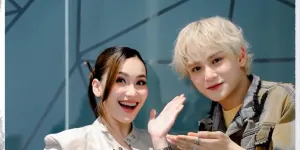 7 Potret Ayu Ting Ting Foto Bareng Zayyan XODIAC, Terlihat Akrab