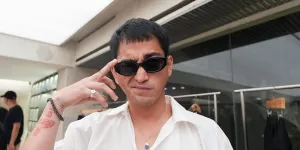 7 Potret Bio One Jajal Jadi Tukang Bangunan, Belajar Skill Baru di Luar Akting