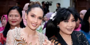 7 Potret Cantik Cinta Laura Berkebaya, Gaya Elegan Bareng Anne Avantie