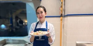 7 Potret Dapur Rumah Aura Kasih, Modern Minimalis dengan Konsep Ruang Terbuka