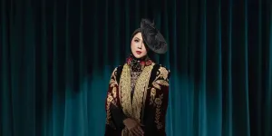 7 Potret Marini Zumarnis Tampil Elegan Bak Bangsawan Eropa, Cantik dan Ramai Dipuji