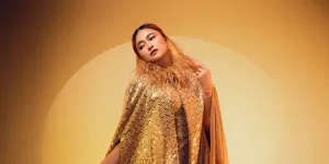 7 Potret Marshanda Edisi Lebaran, Tampil Kompak dengan Sienna - Sama-Sama Cantik