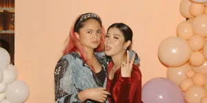 7 Potret Persahabatan Marshanda dan Naysila Mirdad, Ratu Sinetron yang Tak Diragukan Lagi