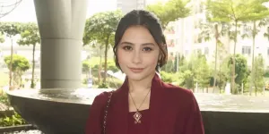 7 Potret Prilly Latuconsina Latihan Scuba Diving Untuk Persiapan Acara Besar dalam Waktu Dekat