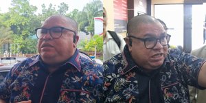 7 Potret Razman Nasution Ungkap Keyakinan Bahwa Nikita Mirzani Bakal Jadi Tersangka Atas Kasus Dugaan Penganiayaan