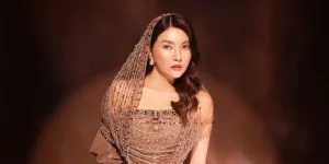 7 Potret Sarwendah dalam Photo Shoot Terbaru, Tampil Elegan - Dijuluki 'Queen' 
