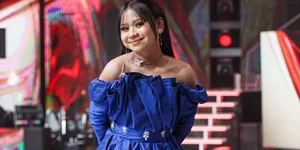 7 Potret Tasya Allesia, Mila Nurwanti, April: Adu Gaya, Pilih Mana?