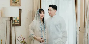 7 Potret Tasyakuran 4 Bulan Kehamilan Adinda Thomas, Berlangsung Khidmat