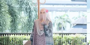 7 Potret Wardatina Mawa Main Jetski di Danau Toba, Tampil Sporty tapi Tetap Anggun