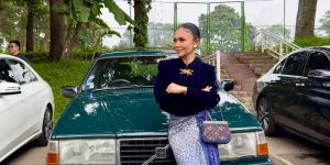 7 Potret Yuni Shara Peringati Hari Kartini di PAUD-nya, Tampil Bareng Anak-anak Murid di Panggung