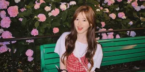 7 Potret Zhao Lusi dengan Berbagai Gaya Outfit, Visual Cantiknya Terpancar - Memesona