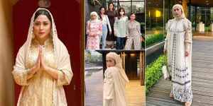 8 Foto Selvi Kitty Pakai Kerudung Saat Bulan Ramadan, Cantik Banget dan Didoakan Segera Berhijab