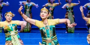 8 Potret Ira Wibowo Ikut Kompetisi Menari di Spanyol, Dapat Juara Satu