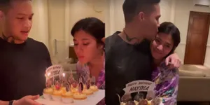 8 Potret Meriah Kejutan Ulang Tahun Naysila Mirdad, Dapat Cium dan Pelukan Hangat dari Arfito Hutagalung