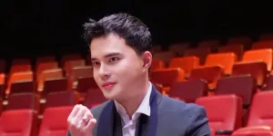 8 Potret Rumah Dokter Oky Pratama yang Megah, Punya Ruang Tamu Terpisah - Dibangun di Depan Rumah Utama