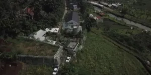 8 Potret Rumah Pensiun Andy F. Noya di Banyumas yang Luas dan Sejuk Mirip Resort Mewah