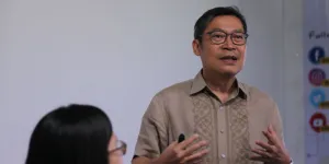 8 Potret Sammy Hamzah Mantan Suami Desy Ratnasari, Pejabat di Banyak Perusahaan yang Jarang Tersorot