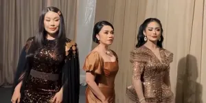 8 Potret Tiga Diva Manggung Lagi di Acara Nikahan, Tampil Glamor dan Totalitas