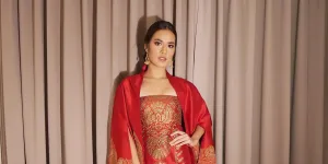 9 Potret Cantik Raisa dalam Balutan Batik, Pancarkan Aura Elegan Tradisional yang Memikat