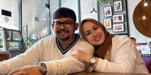 9 Potret Kebersamaan Bedu dan Istri Pasca Gugat Cerai, Tampil Mesra dan Hangat