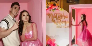 9 Potret Natasha Wilona di Pesta Ultah ke-23, Makin Cantik dan Anggun Pakai Gaun Pink Bertema Barbie