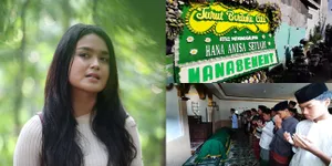 9 Potret Suasana Rumah Duka Hanna Kirana 'Suara Hati Istri', Ilyas Bachtiar Lepas Kepergian Sang Kekasih - Ikut Salat Jenazah Berjamaah