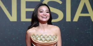 Acha Septriasa Pusing Rupiah Anjlok dan Tiket Pesawat Jakarta-Austrlia Mahal