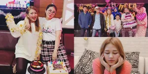 Adik Ulang Tahun, Via Vallen dan Keluarga Besar Beri Kejutan Seru