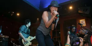 Aksi Rif Luncurkan Single Bahasa Inggris Pertama