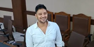 Ammar Zoni Bantah Jadi Bandar Narkoba, Bersumpah Demi Allah