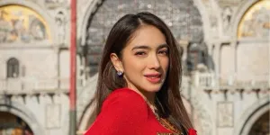 Angel Karamoy Lanjut ke Venesia, Lengket Lagi dengan Gusti Ega