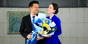 Potret Arumi Bachsin Dampingi Emil Dardak, Jadi Lulusan Terbaik PPI ITB