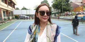 Aura Kasih Glowing Pakai 'Ramuan Ajaib' Warisan Nenek Moyang, Bukan Infus Whitening