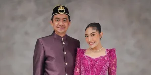 Ayu Dewi Bikin Kejutan Ultah Buat Suami, Dibikin Malu Tapi Endingnya So Sweet