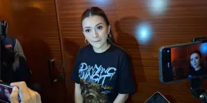 Babak Baru Nathalie Holscher, Debut Akting di Film Horor Layar Lebar